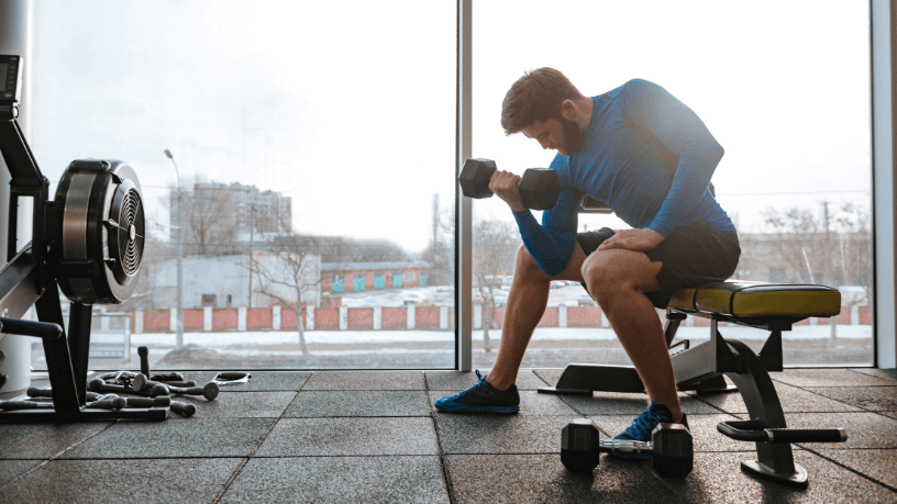 Gustavo Luíz Guilherme Pinto mostra como variar estímulos no treino evita platôs e acelera ganhos reais de desempenho.