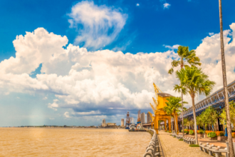Praias brasileiras entram no centro do debate ambiental e turístico: o que muda para visitantes e cidades do litoral