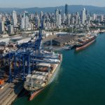 O Fenômeno Econômico do Litoral Catarinense: Como Conciliar Crescimento Industrial e Qualidade de Vida